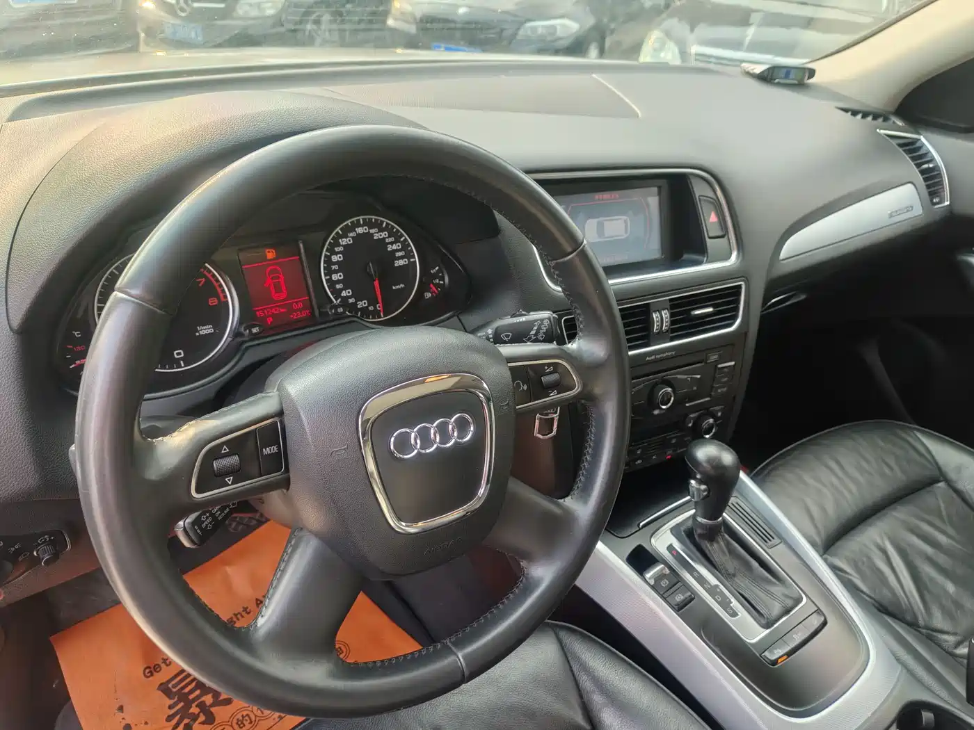 Audi Q5 2012 2.0TFSI Technology фото 39