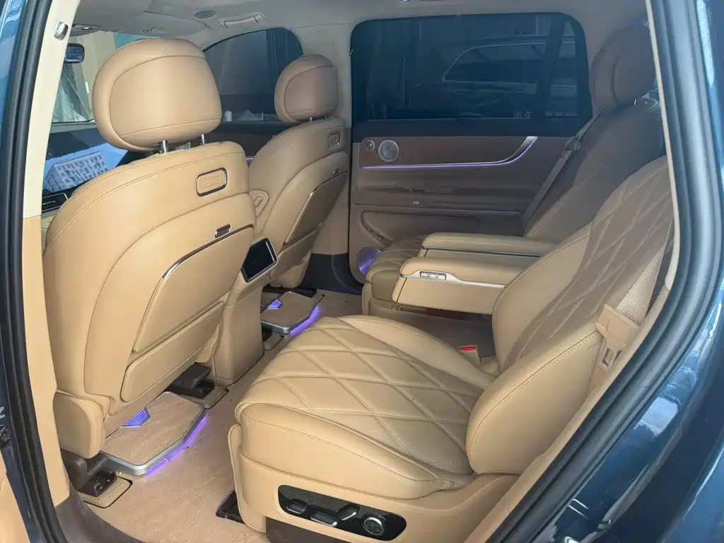 Aito M9 2026 2025 Extended Range Ultra 52kWh 6-Seater