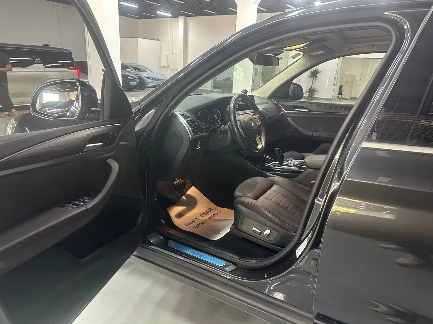 BMW iX3 2021 Leading фото 4