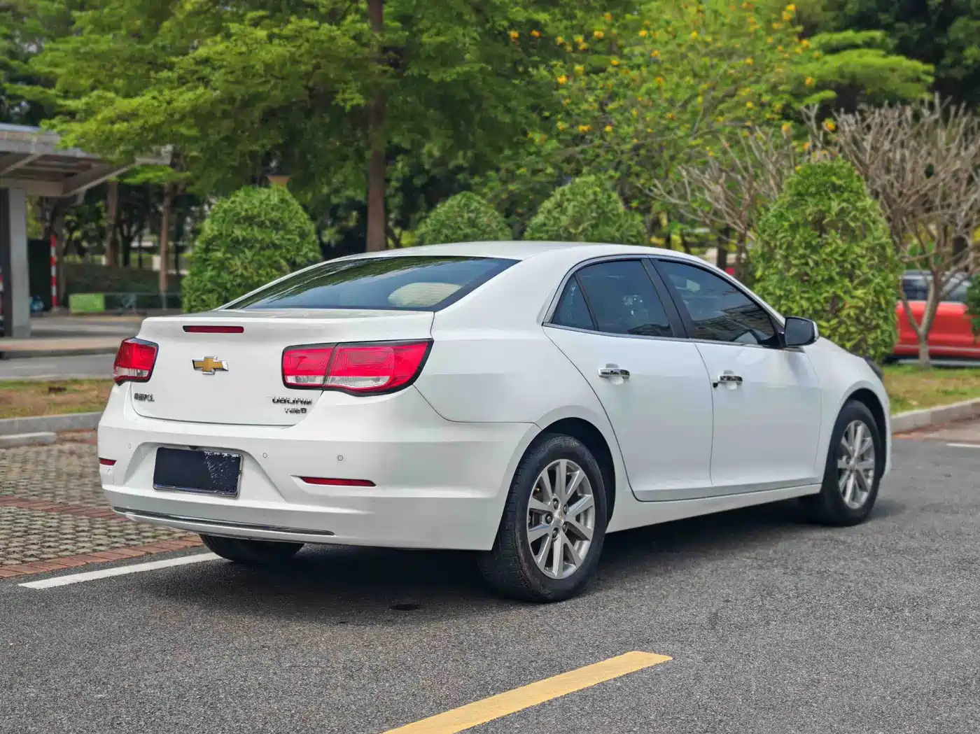 Chevrolet Malibu 2017 1.5T Automatic Luxury Edition фото 27