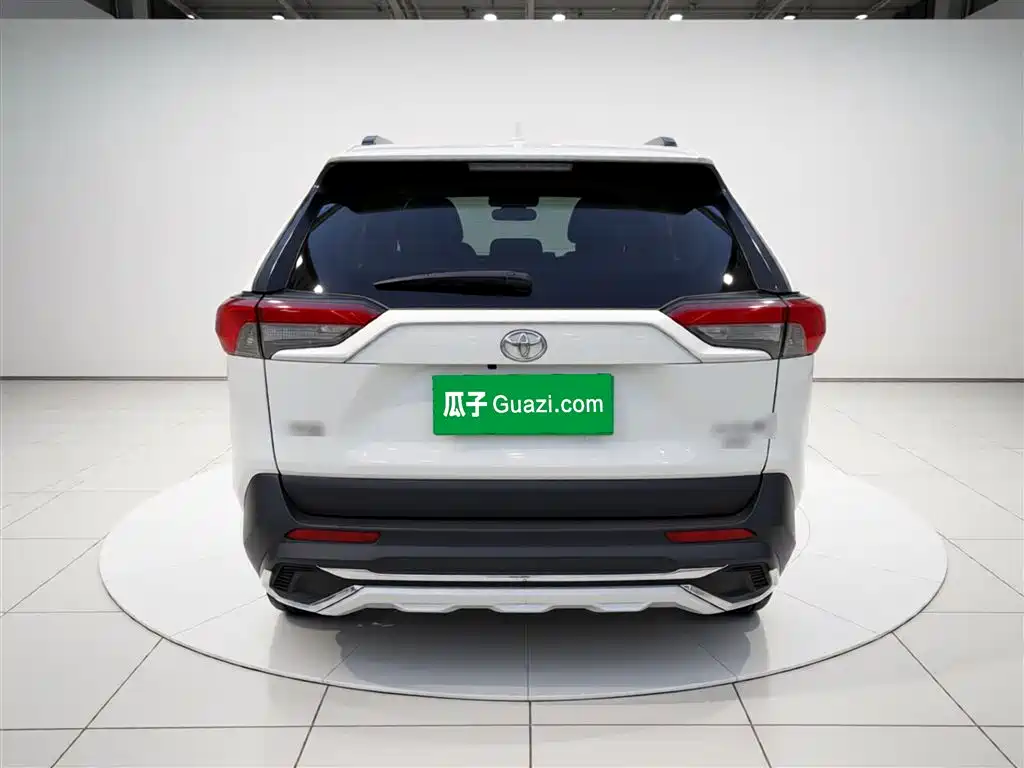 Toyota RAV4 Rongfang 2020 2.0L CVT AWD Trend Edition фото 3