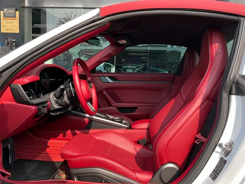 Porsche 911 2023 Targa 4 3.0T фото 8