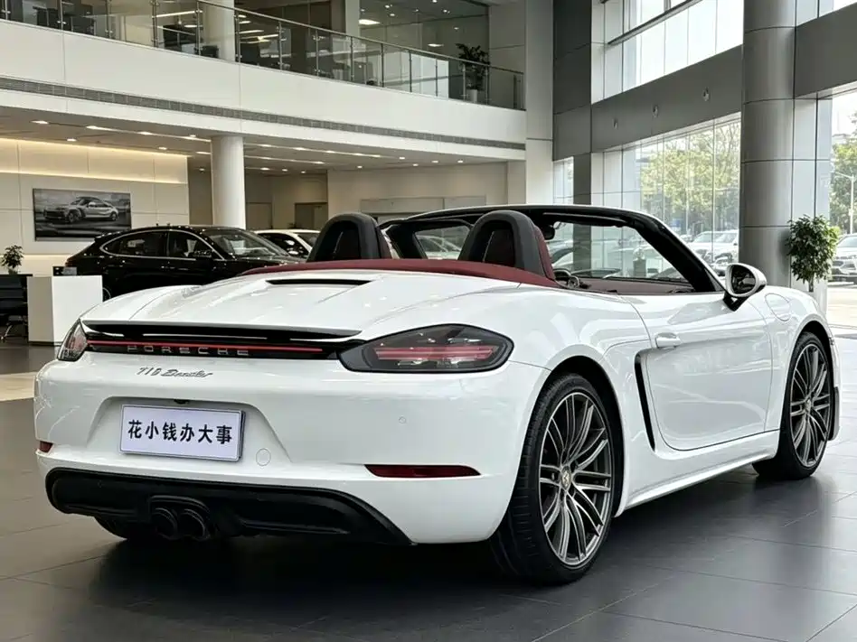 Porsche 718 2016 Boxster 2.0T фото 7