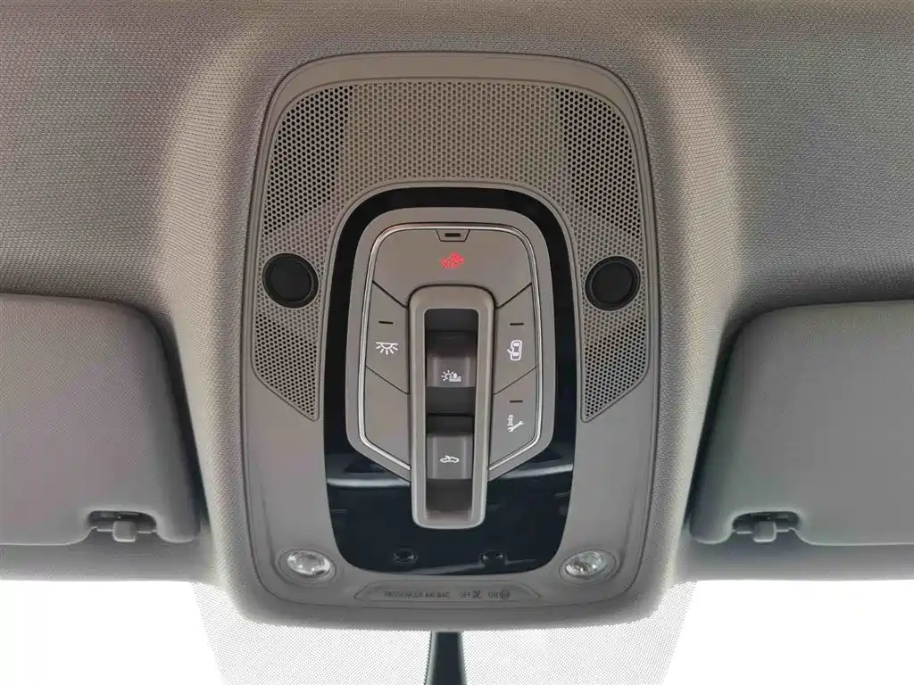 Audi A4L 2020 40 TFSI Luxury Dynamic фото 20
