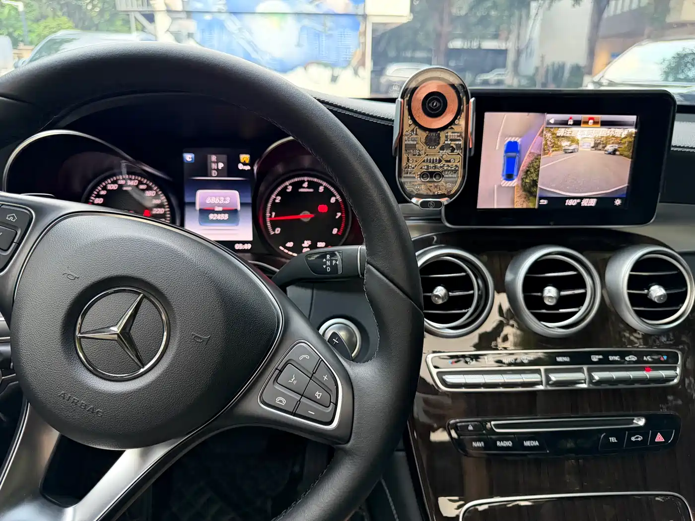Mercedes-Benz GLC 2019 GLC 260 L 4MATIC Luxury фото 19