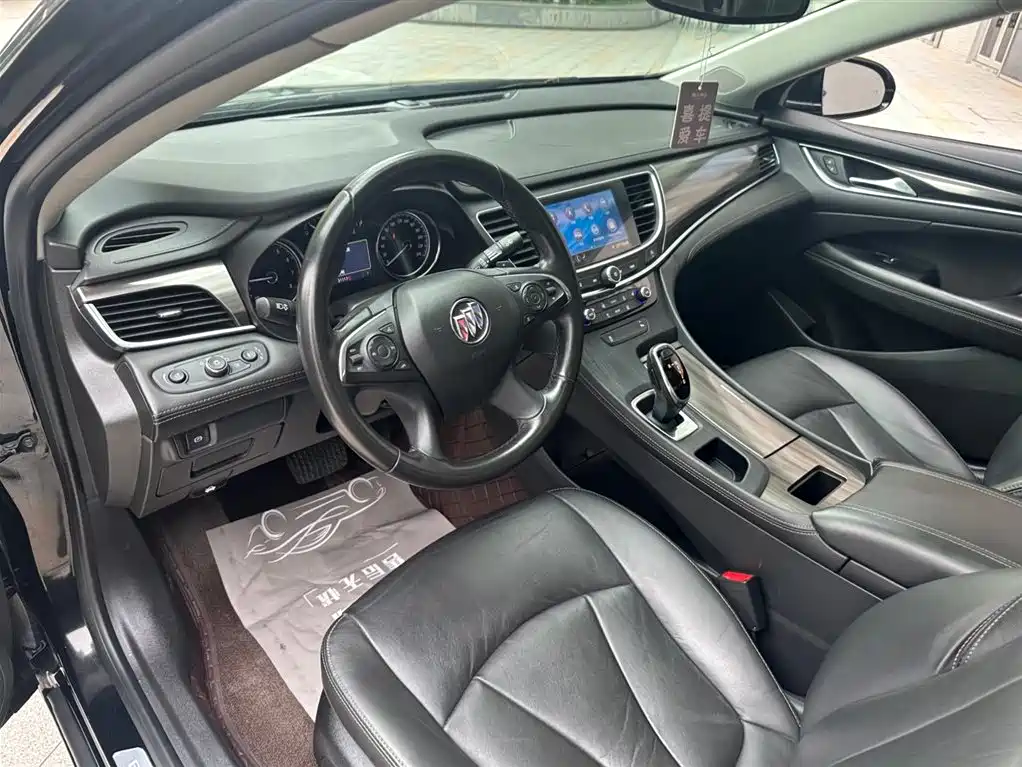 BUICK LACROSSE