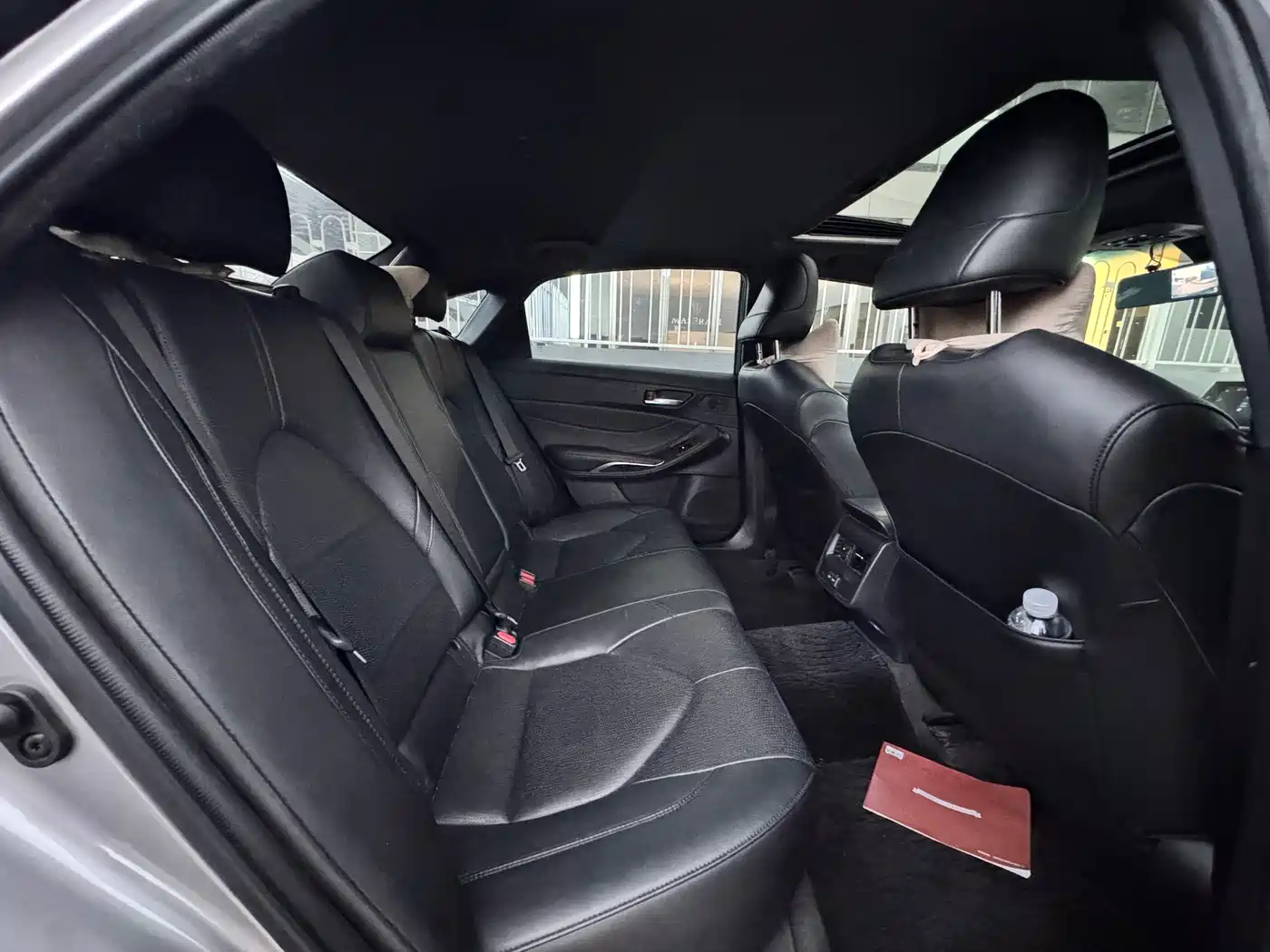 Toyota Avalon 2022 2.5L Luxury Edition фото 14