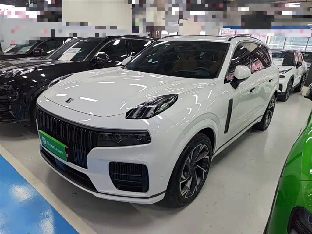Lynk & Co 09 2021 2.0T Halo 7-seater