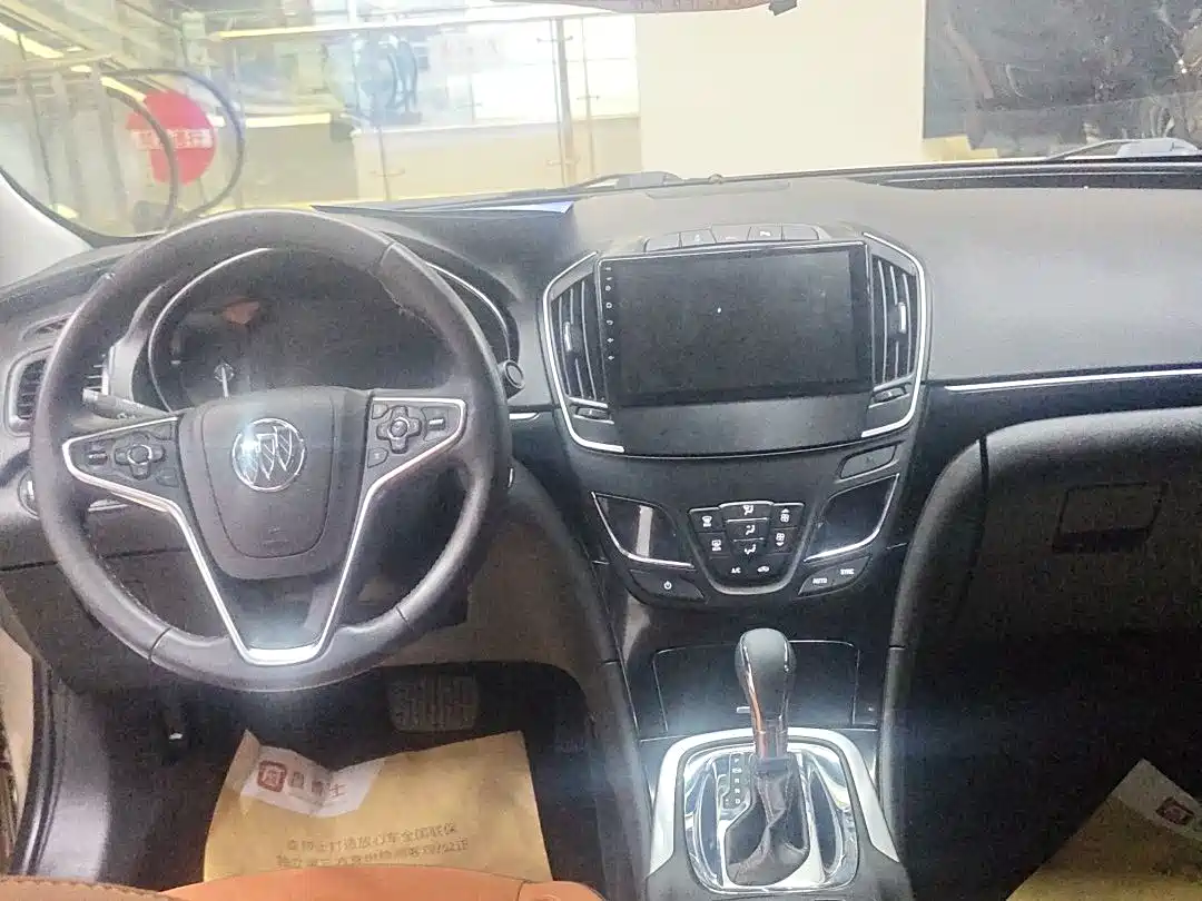 Buick Regal 2015 1.6T Elite Tech Edition фото 9