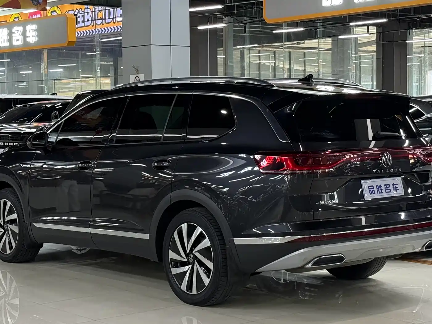 Volkswagen Talagon 2022 380TSI 4WD Luxury Premium Pro Edition 6-seater фото 3