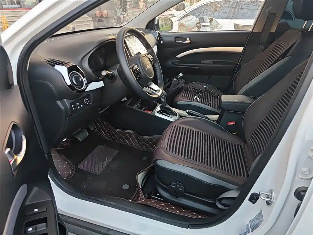 Kia KX1 2021 1.4L CVT Fun Edition фото 11