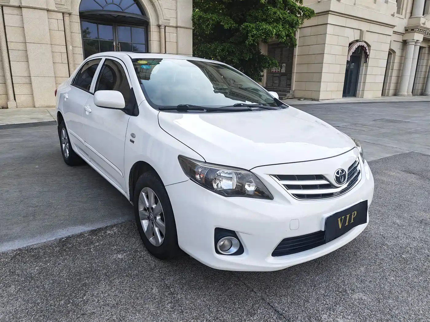 Toyota Corolla 2013 Special Edition 1.6L Automatic Cool GL фото 3
