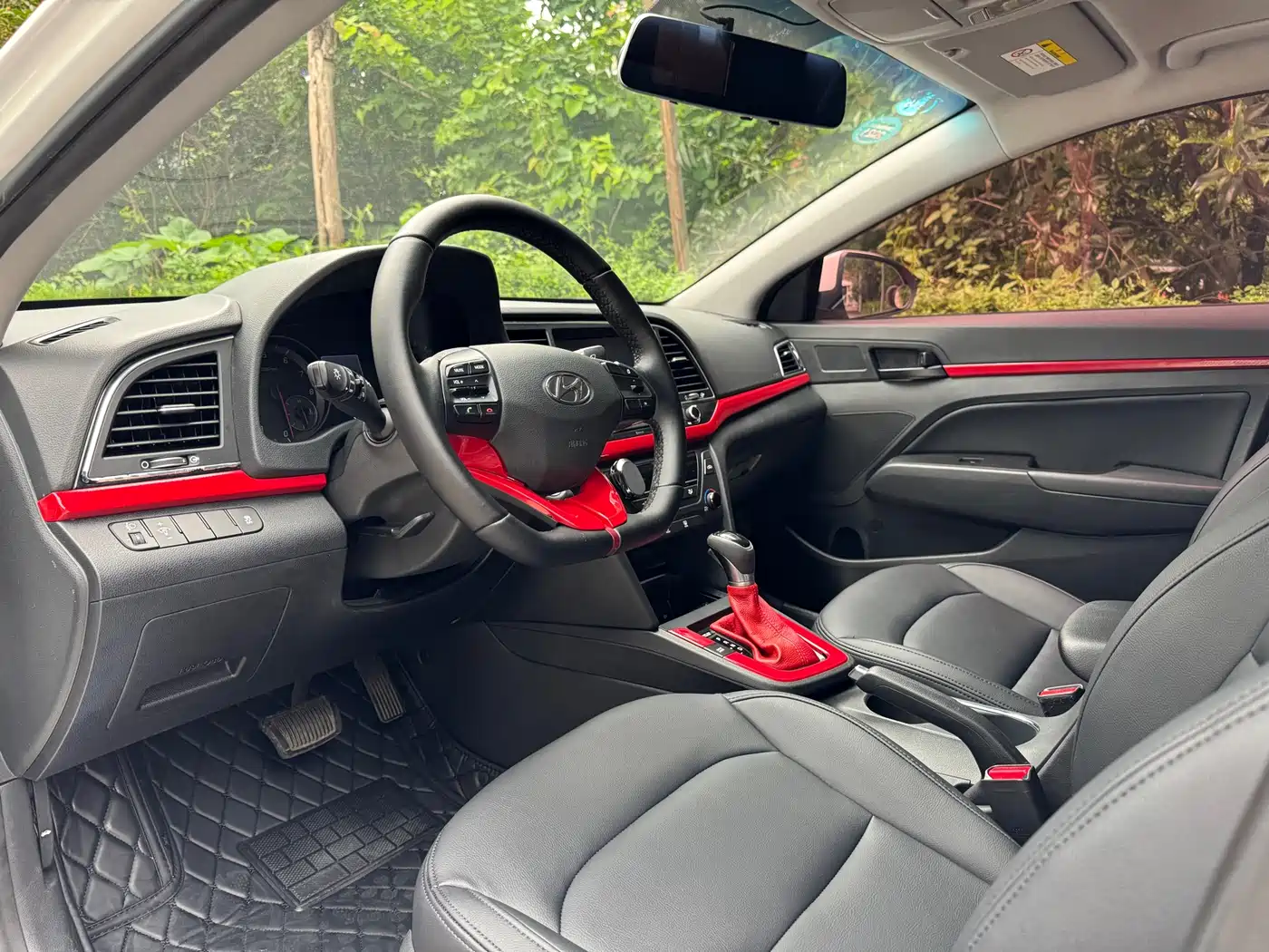 Hyundai Elantra 2016 1.4T DCT Dynamic·Vitality фото 10