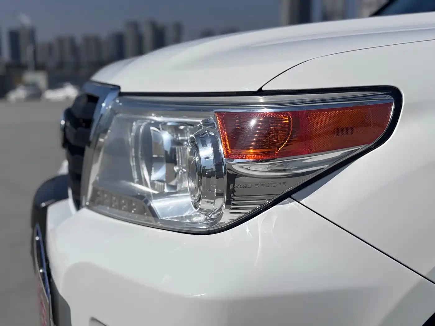 Toyota Land Cruiser (Import) 2015 4.0L V6 Middle East Limited Edition фото 9