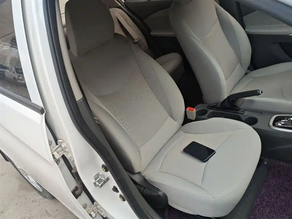 Chevrolet Sail 2018 Sail 3 1.3L AMT Ideal фото 25