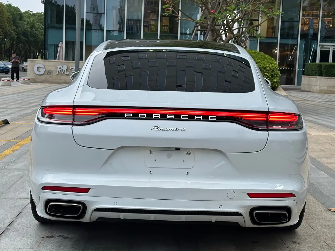 Porsche Panamera 2021 Panamera Executive Long Wheelbase 2.9T фото 22