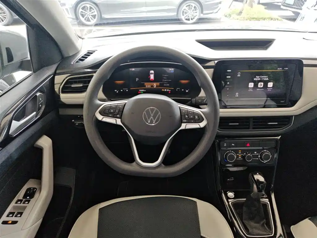 Volkswagen Tharu 2025 Model Rising Star 300TSI Aspiration Edition фото 17