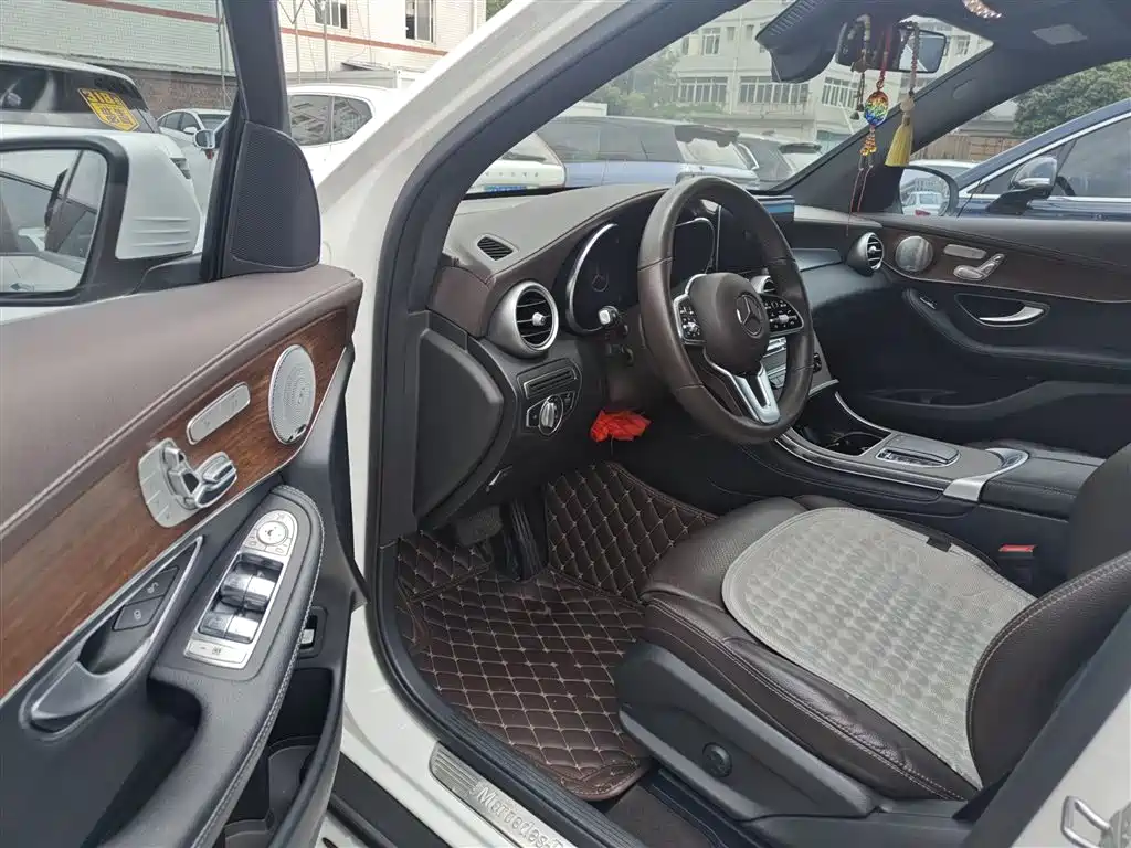 Mercedes-Benz GLC 2020 GLC 300 L 4MATIC Dynamic фото 12