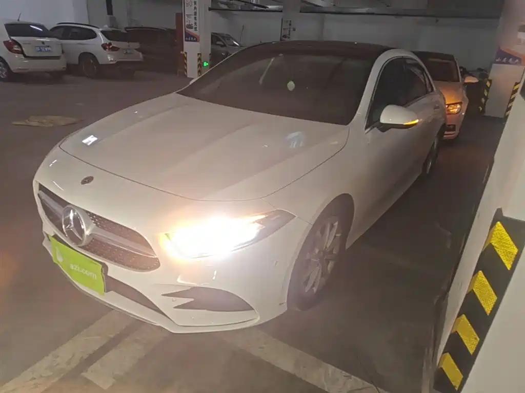 Mercedes-Benz A-Class 2020 Facelift A 200 L Sport Sedan Dynamic