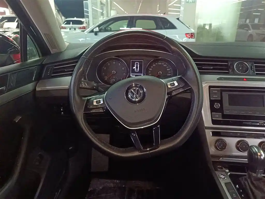 Volkswagen Magotan 2019 280TSI DSG Comfort China VI фото 7
