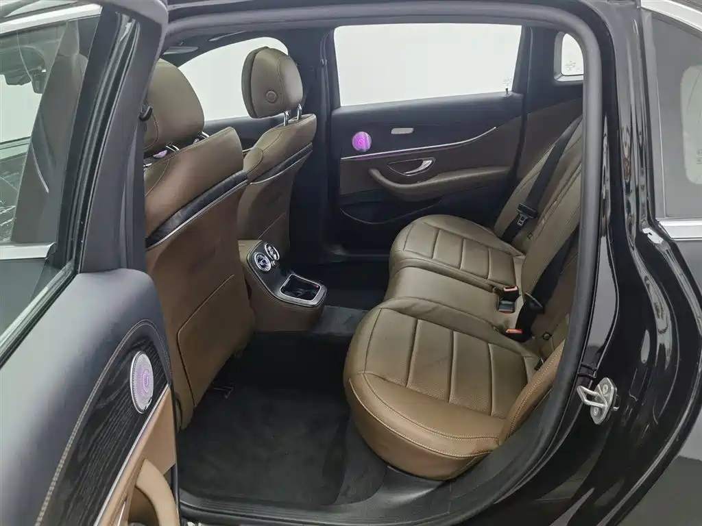 Mercedes-Benz E-Class 2021 Facelift E 260 L Sport фото 15