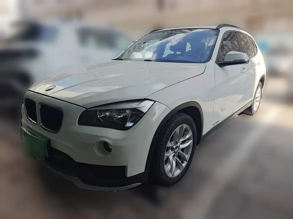 BMW X1 2015 Model sDrive18i Fashion Advanced Edition