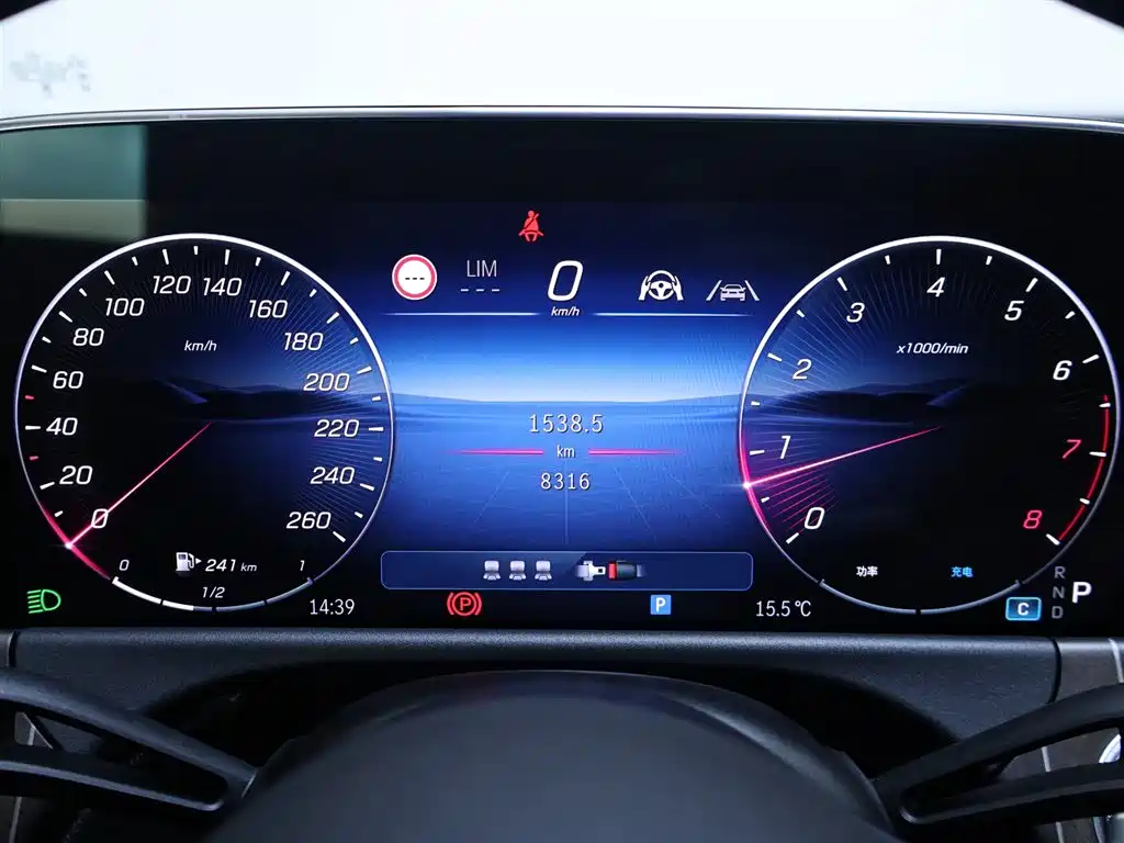 Mercedes-Benz E-Class 2024 E 300 L Fashion фото 15