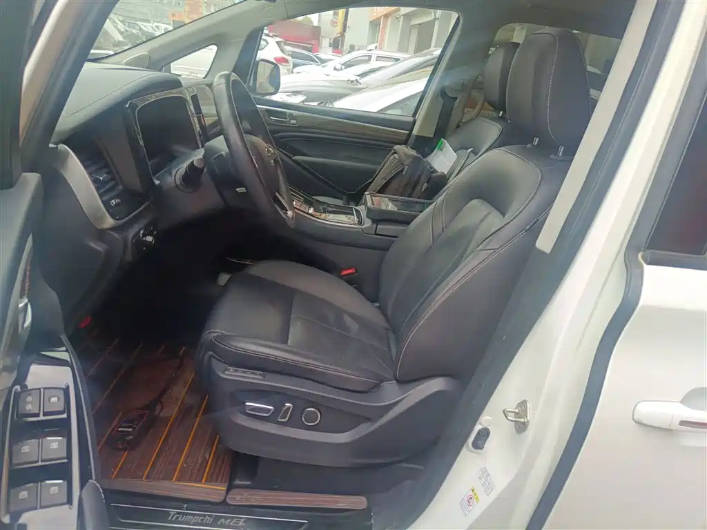 GAC Trumpchi Trumpchi M8 2021 Leading Show Series 390T Ultimate Edition фото 11