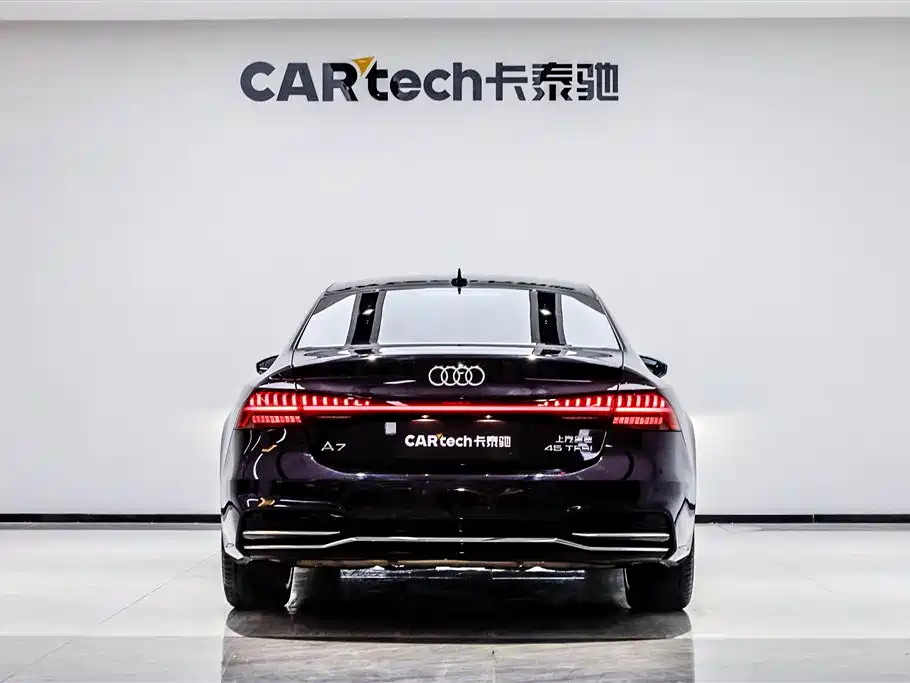 Audi A7L 2024 45TFSI S-line Dream Edition Crystal Package фото 3