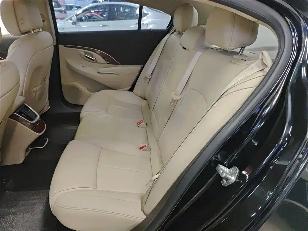 Buick LaCrosse 2013 2.4L SIDI Leading Comfort фото 13