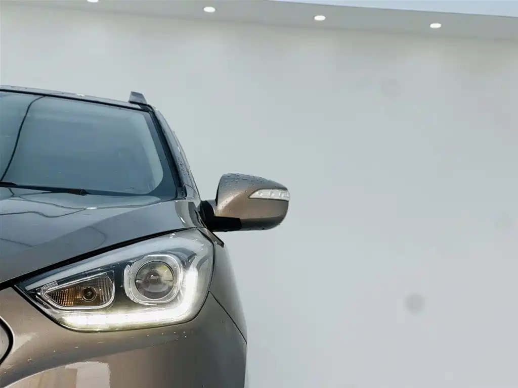 Hyundai Beijing Hyundai ix35 2013 2.0L Auto 2WD Smart GLS China IV фото 10