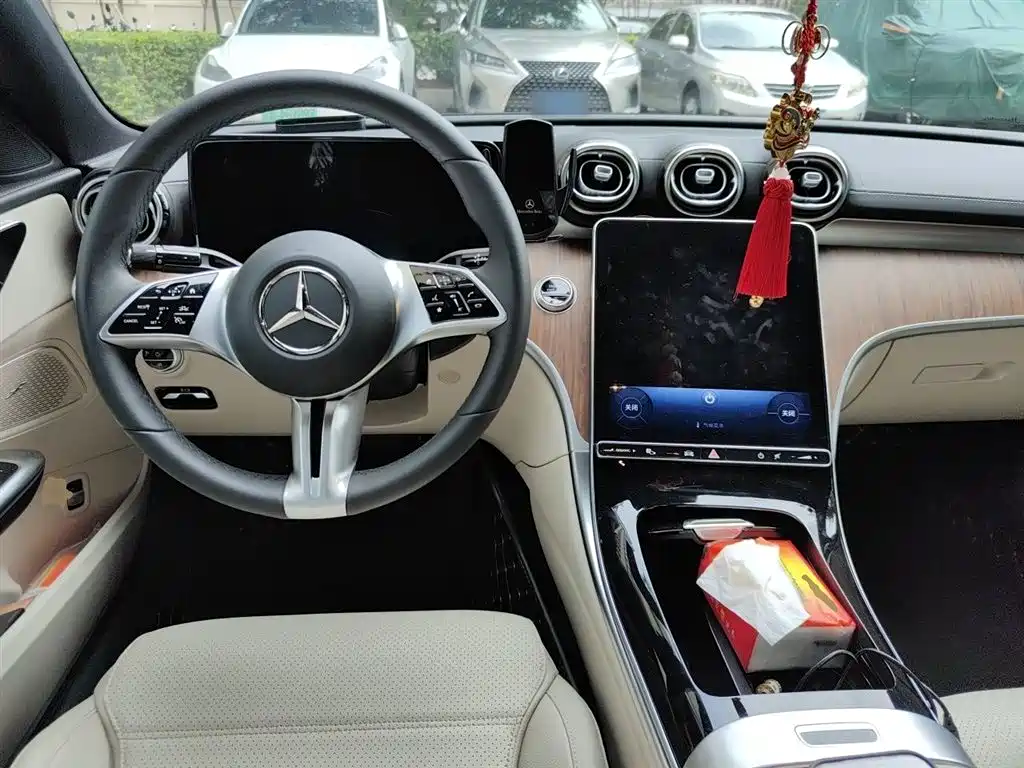 Mercedes-Benz C-Class 2024 Second Facelift C 260 L фото 5