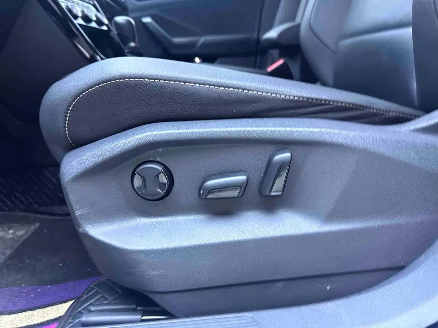 Volkswagen T-ROC 2022 280TSI DSG 2WD Comfort PLUS фото 17