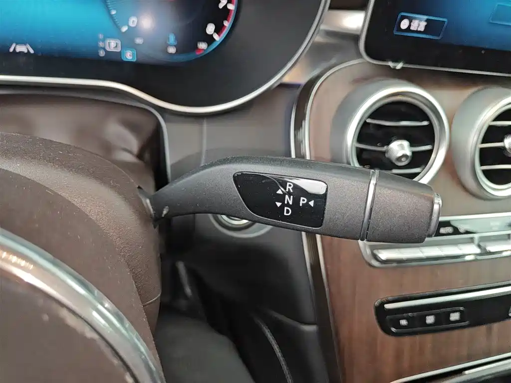 Mercedes-Benz GLC 2020 GLC 300 L 4MATIC Luxury фото 10