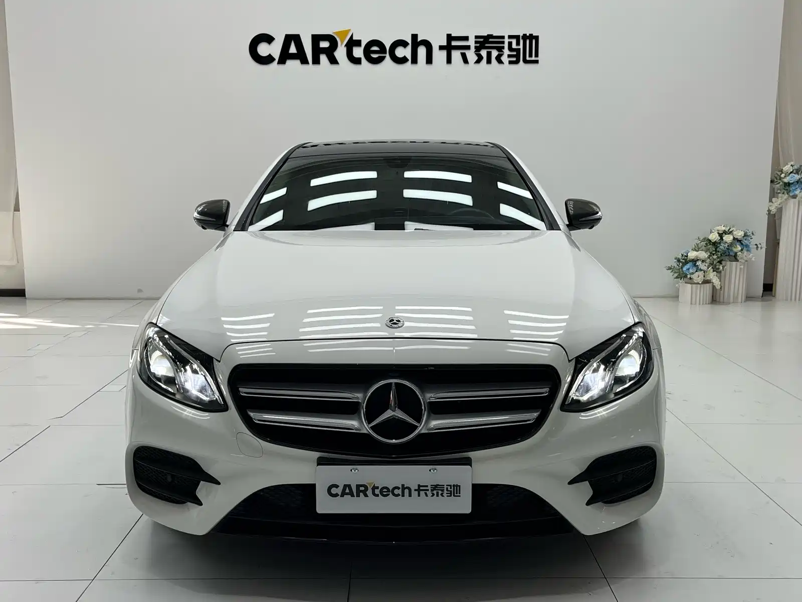 Фото 2 - Mercedes-Benz E-Class