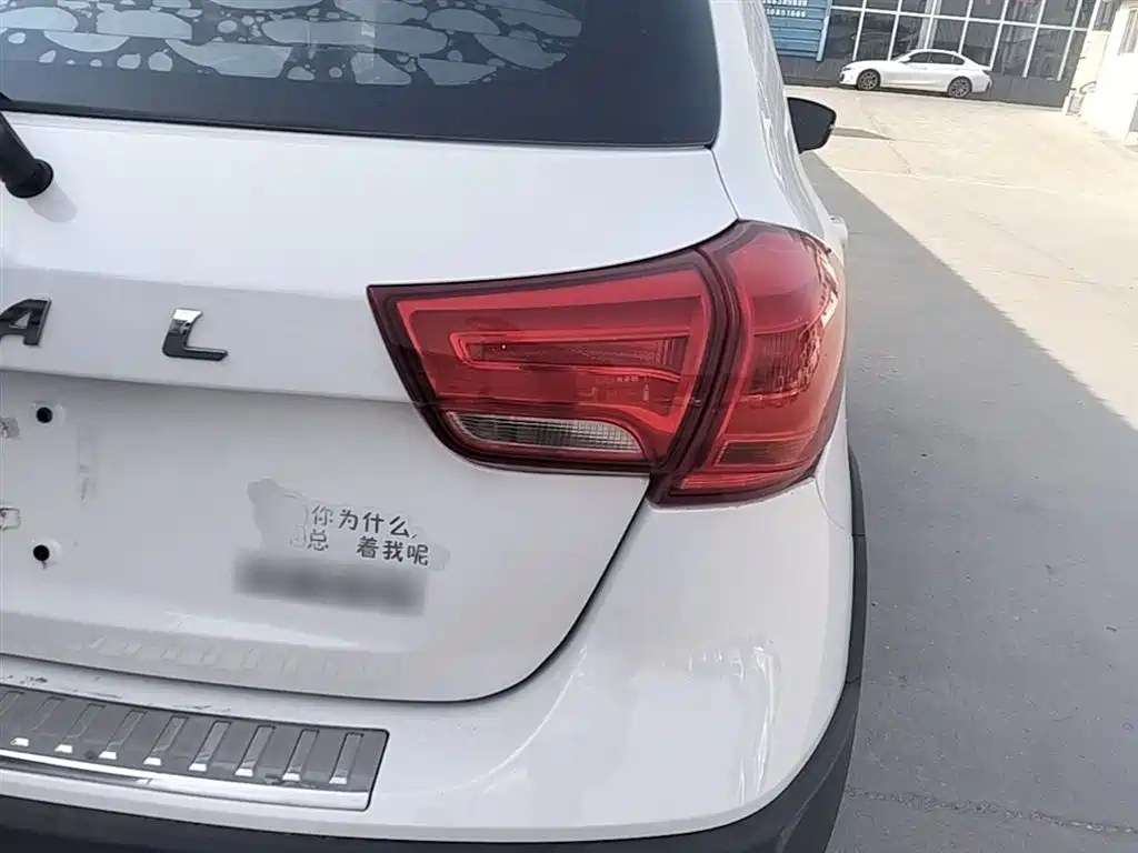 Haval H1 2016 Facelift Blue Label 1.5L Manual Luxury фото 8