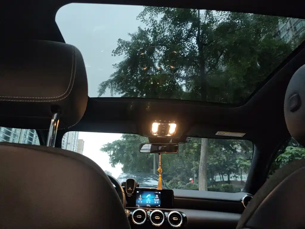 Mercedes-Benz A-Class 2019 A 180 L Sport Sedan фото 14
