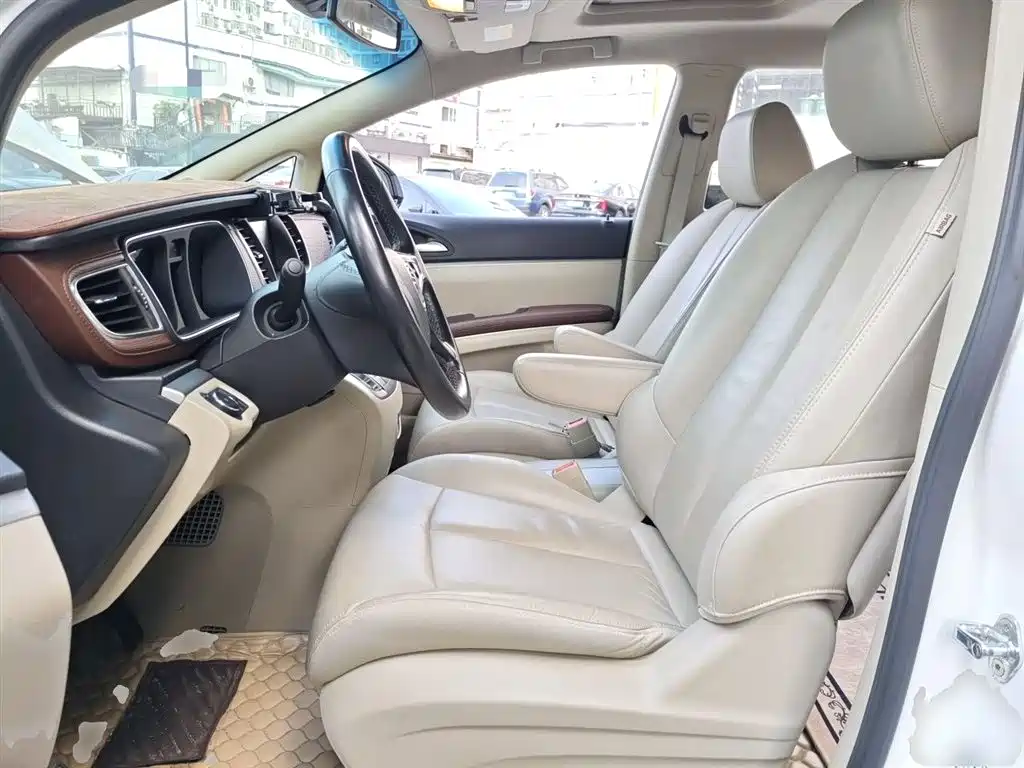 Buick GL8 2018 28T Luxury Model China VI фото 11