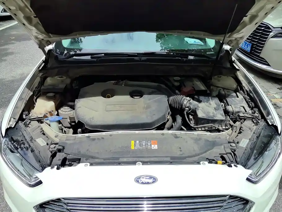 Ford Mondeo 2014 2013 2.0L GTDi240 Luxury Sport
