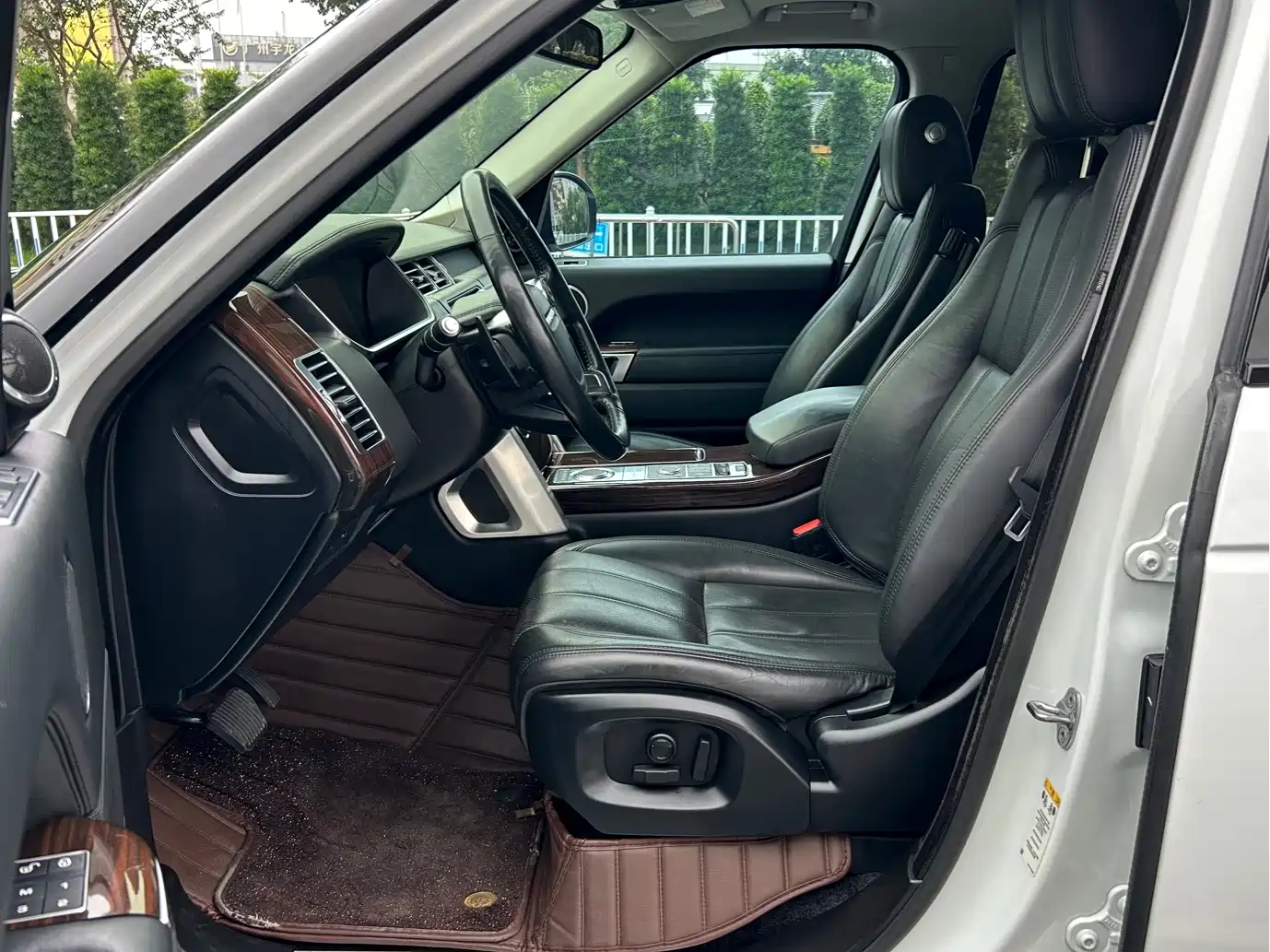 Land Rover Range Rover 2016 3.0 SC V6 Vogue LWB фото 10
