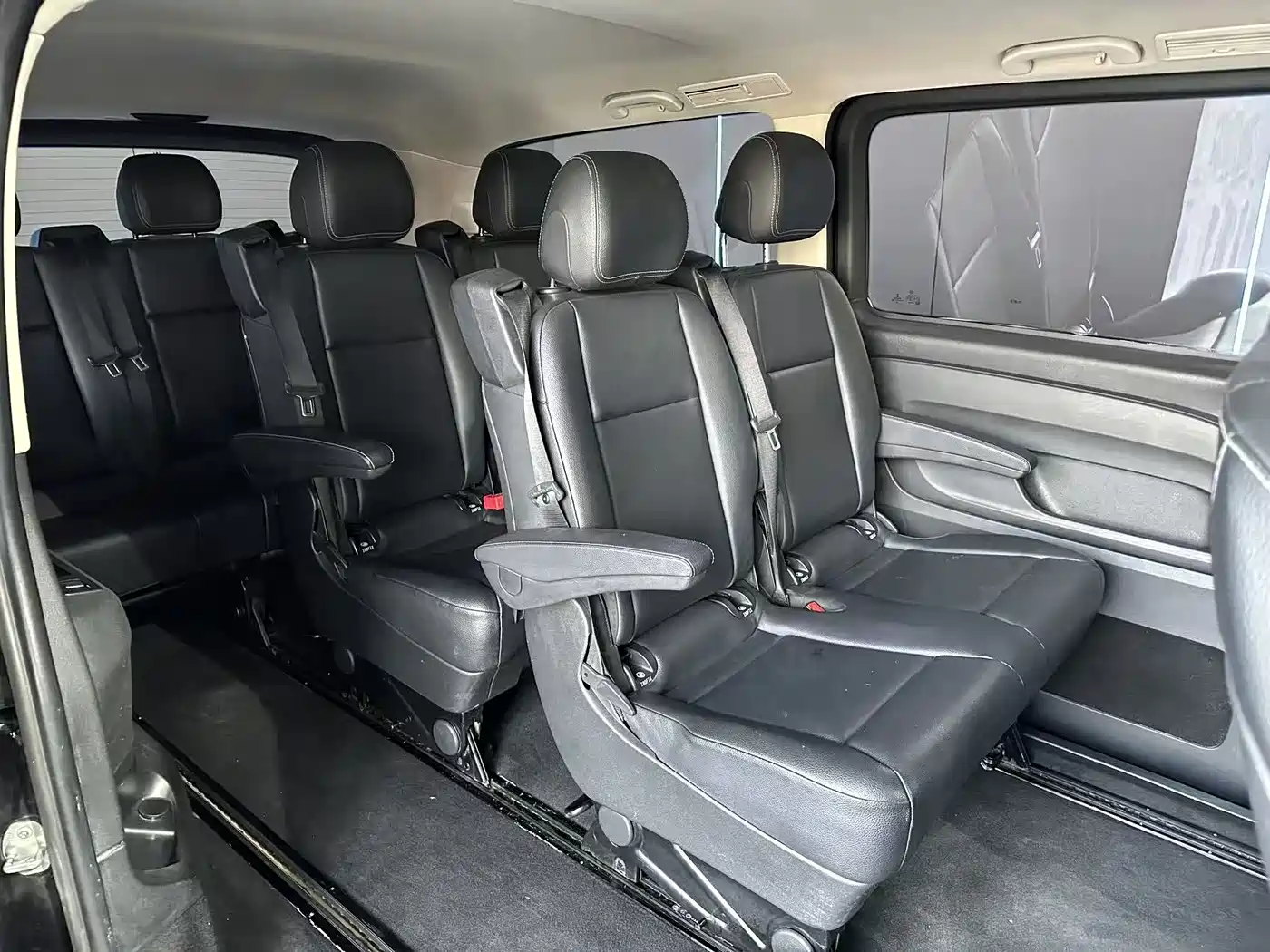Mercedes-Benz Vito 2020 2.0T Business Edition (9-seater) фото 10