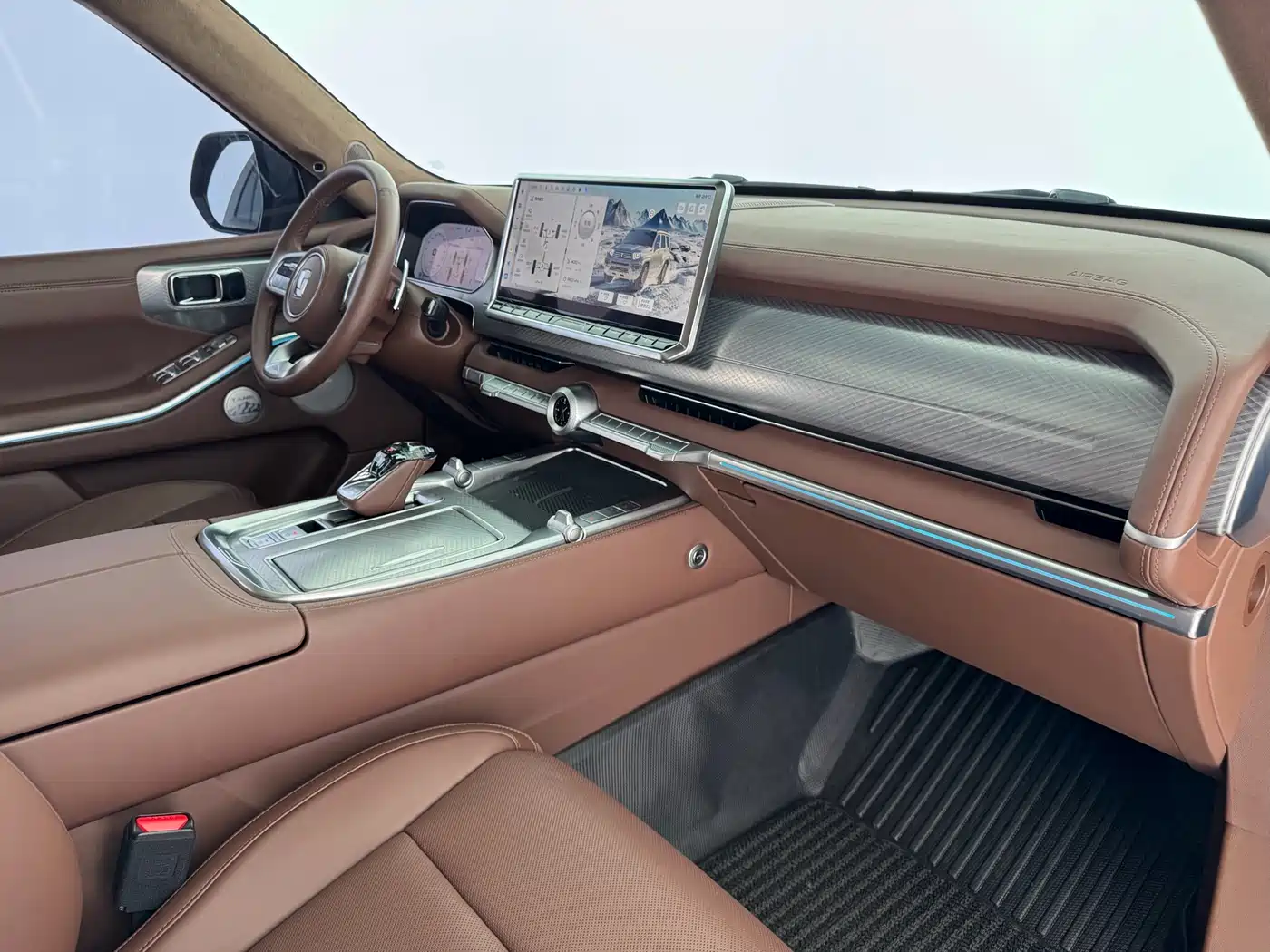 TANK TANK 700 NEW ENERGY