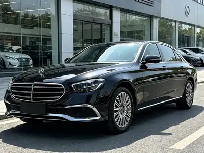 Mercedes-Benz E
