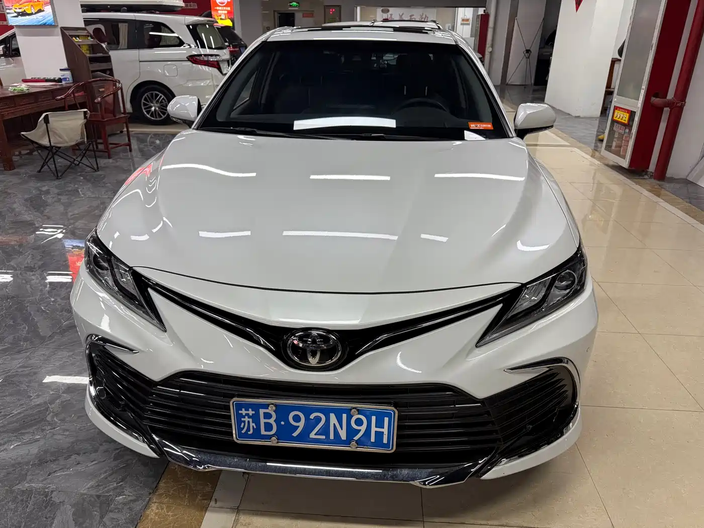 Toyota Camry 2023 2.0G Luxury Edition фото 3