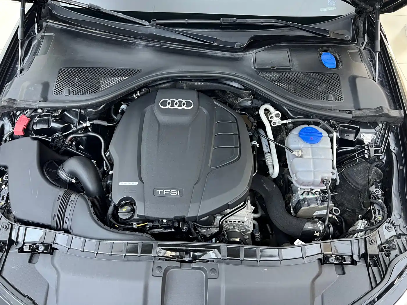 Audi A6L 2018 30th Anniversary 35 TFSI Fashion фото 17