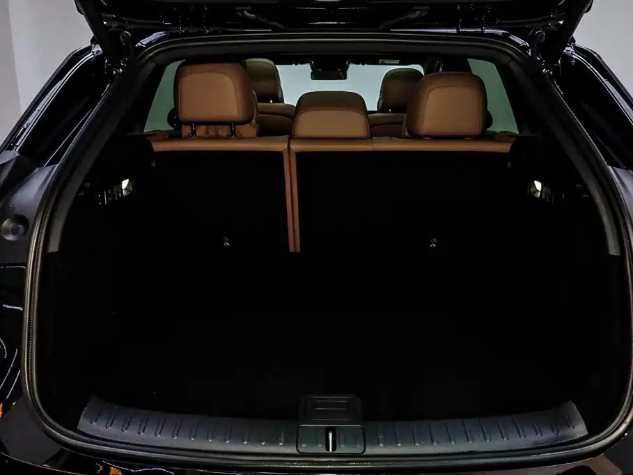 Li Auto i6 2025 2025 2WD Base Model