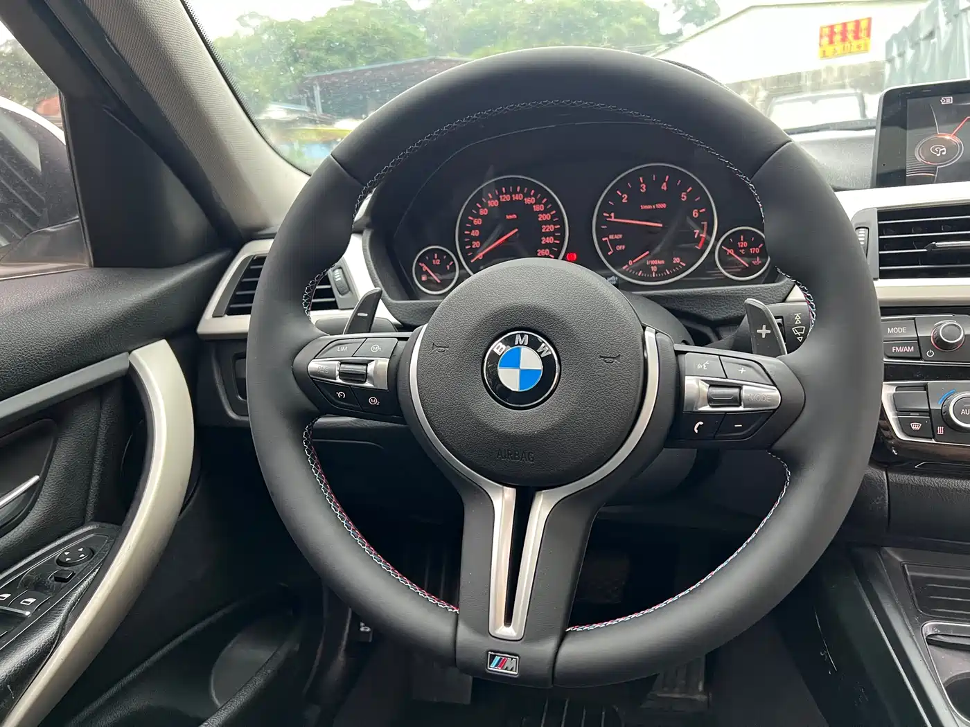 BMW 3 Series 2016 320Li Progressive фото 12