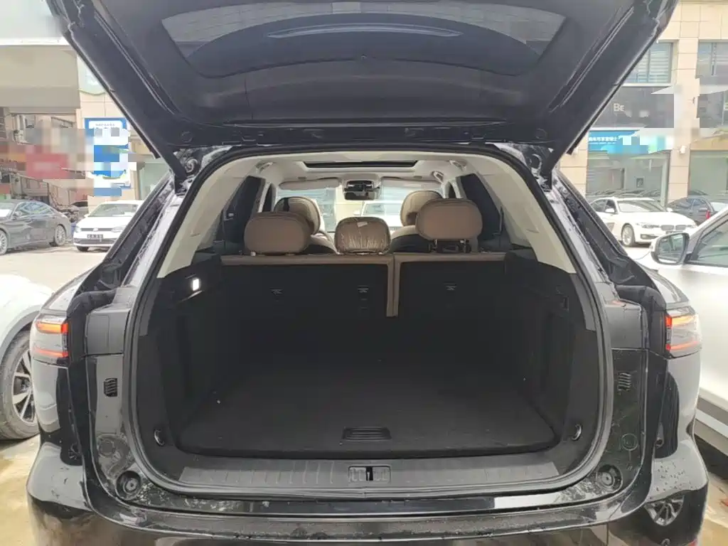 Chery Tiggo 8L 2024 2024 Model 2.0T 2WD Luxury 5-Seater