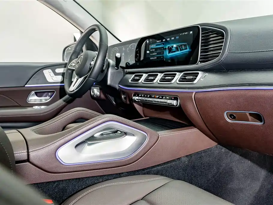 Mercedes-Benz GLE 2023 GLE 450 4MATIC Luxury фото 19