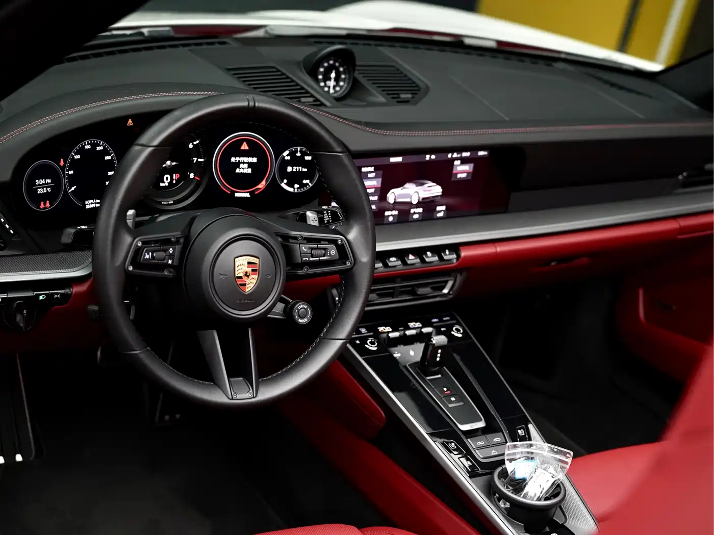 Porsche 911 2022 Carrera Cabriolet 3.0T фото 9